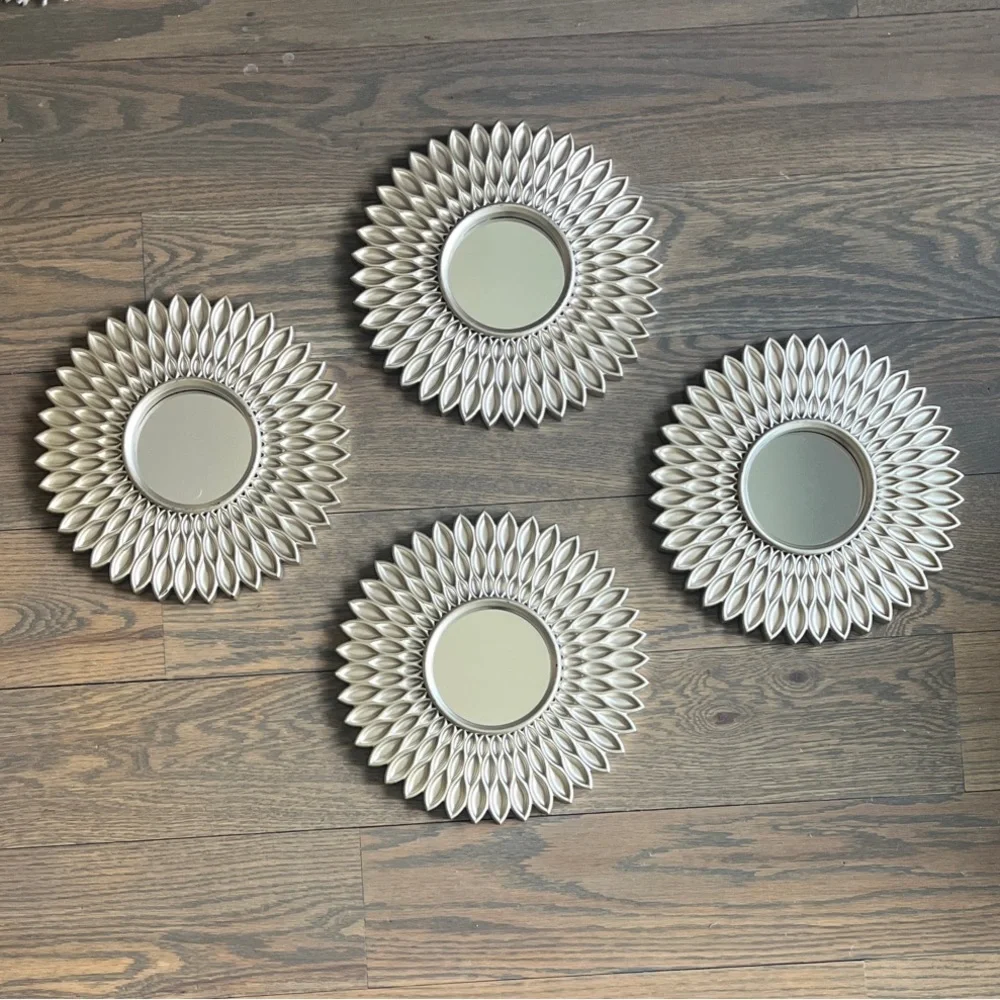 Decorative Silver Sunburst Wall Mirror Set of 4 — Home Wall Decor